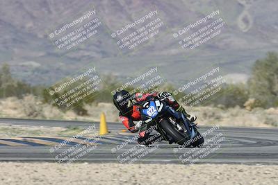 media/Jan-15-2026-Racers Edge (Thu) [[dfebeb70ab]]/2-A Group/Session 5 (Turn 5)/